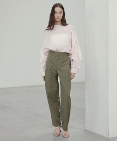 BEIGE， 【洗える】CROCUS / カービーシルエットタックパンツ