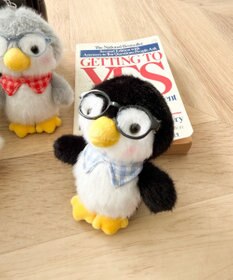 WEGO 優秀メガネペンギンぬいぐるみキーホルダー