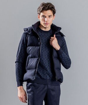  コマスウェード　ダウンベスト