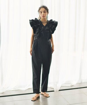  ラッフルフリルオールインワン