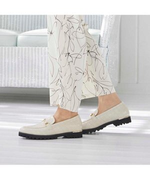  <carino>【レイン対応】タンクソールビットローファー