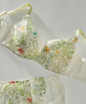  MADE WITH LIBERTY FABRIC さあわたし レース 脇高ブラジャー