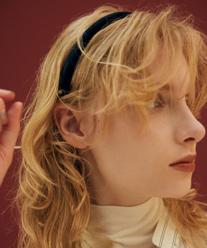  ベロアカチューシャ