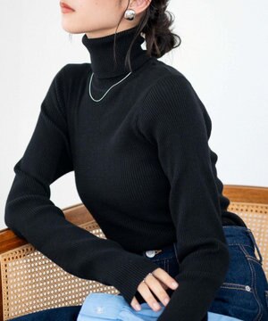  リブタートルネックニット