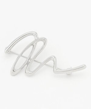  モチーフブローチ