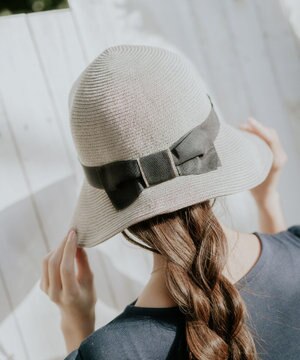  【遮光98%以上/UPF50＋/UVカット】洗えるペーパーブレード前後差クロッシェ 手洗いOK/サイズ調整可能/抗菌防臭加工