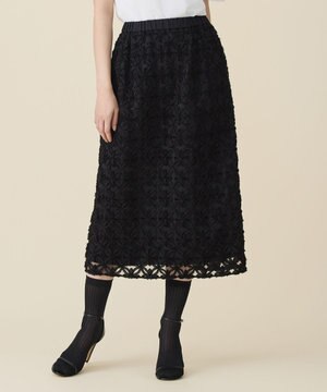  テープエンブロイダリー スカート