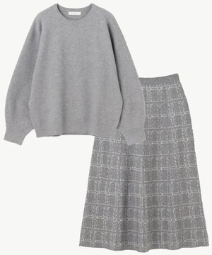 ニットセットアップ