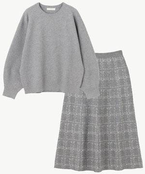 ニットセットアップ