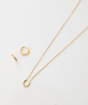  <オンワード限定セット>【金属アレルギー対応】リッチラインフォースシューネックレス×ワンタッチビジューフープミニピアス/サージカルステンレス