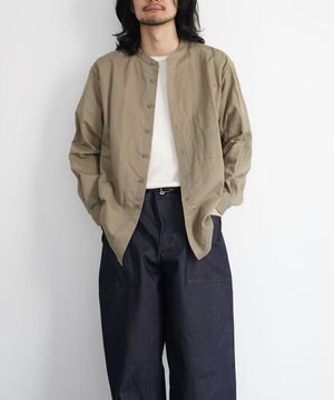  【UNISEX】COTTON PAPER SOFT TWILL バンドカラーシャツ