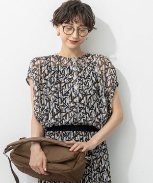  【洗える】Ratti アブストラクトプリント ブラウス