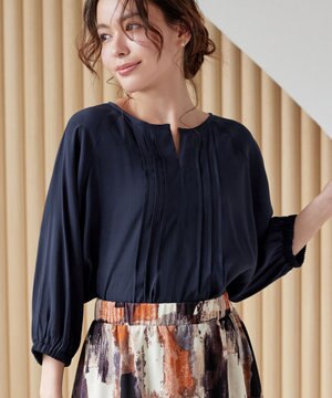  ラグランタックブラウス