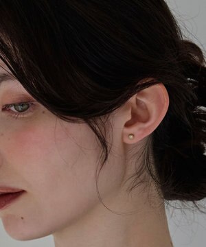  【金属アレルギー対応】プチシャイニングピアス　ゴールド/サージカルステンレス