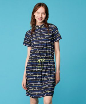  機能素材で快適なラウンドを【WOMEN】ウェーブロゴ柄 ワンピース