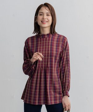  【洗える】ピンタックチェックブラウス