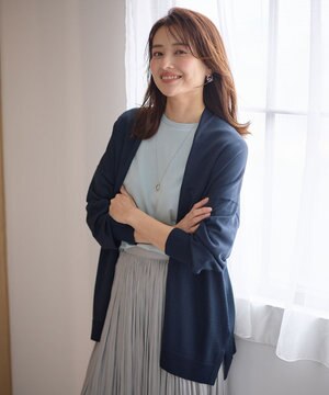  ニットカーディガン