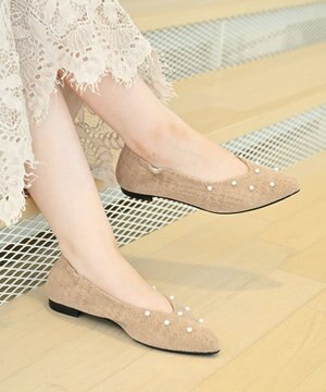 【本革・高反発】Pearl decoration ポインテッドトゥパンプス