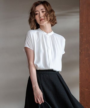  【洗える】バックサテンアムンゼン パール釦 ブラウス