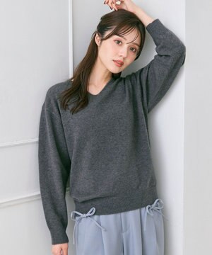  Vネックニットプルオーバー