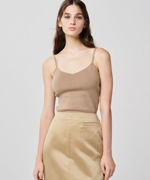 【手洗い可】シルキーニット カップ付き キャミソール（uncrave WHITE）