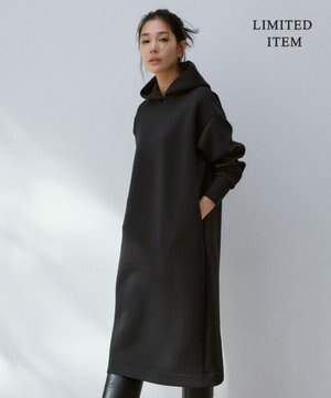  【WEB限定・洗える】ソフトダンボール フーディワンピース