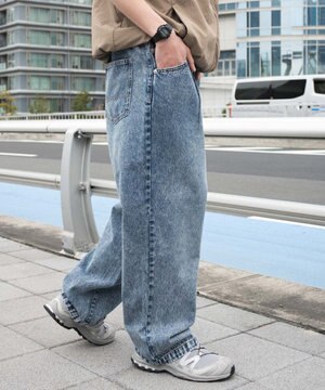  【ユニセックス着用ITEM/SMLサイズ展開】ルーズテーパードデニムパンツ
