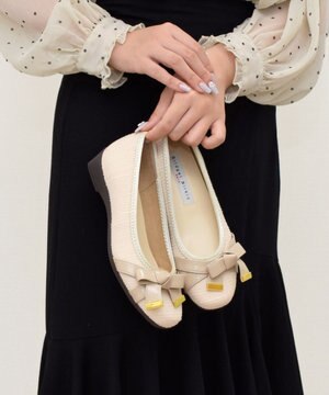  【Bridget Birkin walk】エナメルリボンコンフォートパンプス