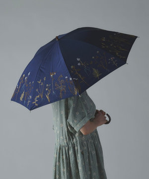 〈一級遮光生地・晴雨兼用〉ボタニカル刺繍の日傘 (長傘タイプ)