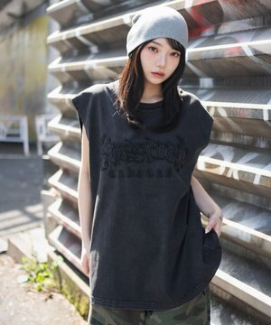  【ユニセックス着用ITEM】ブリーチダメージアップリケノースリーブ