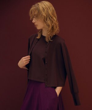 クルミボタン5分袖ニット