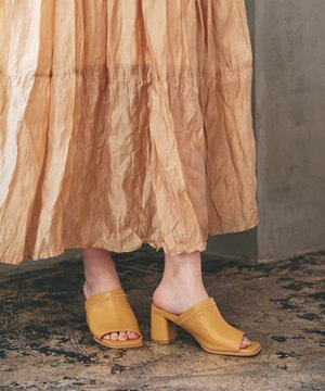  【PRECIEUX JOUET/プレシュウジュエ】ダイアグナリーオープントゥミュール /013PJ