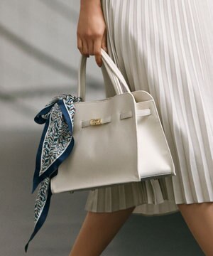 ベルト付き 2WAY トートバッグ