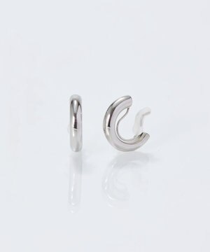  【痛くないシリーズ/金属アレルギー対応】ミニマルストレートフープライトフィットイヤリング　シルバー