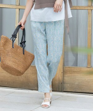  【洗える】ダマスクフローラルプリントテーパード パンツ