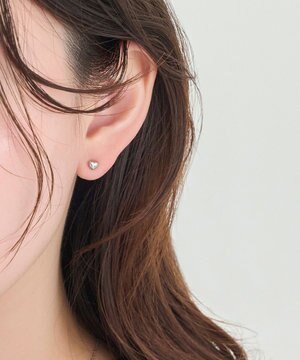  【金属アレルギー対応】パフィーハートピアス　シルバー/サージカルステンレス