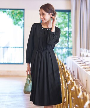  【洗える】タックパールワンピース