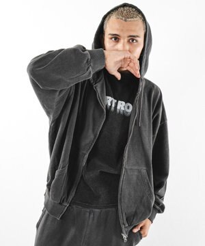  【ユニセックス着用ITEM】バルーンBIGダブルZIPパーカー