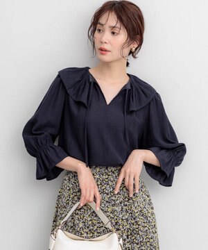  【先行予約】【WEB限定】シアーリンクルクロス フリル襟ブラウス