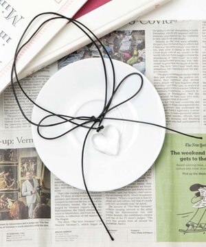  LBIGハートリボンネックレス