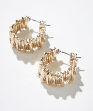  メタルウエーブピアス