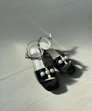  パールポイント サンダル