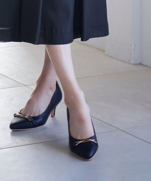  【22.5～24.5cm】メタルビットレディライク パンプス