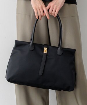  VIOLAd'ORO ベルトデザイン ナイロン トートバッグ (Lサイズ)