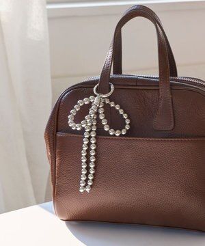  シルバーボールリボンバッグチャーム