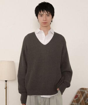  エルボーパッチVネックプルオーバー