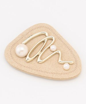  パールモチーフブローチ