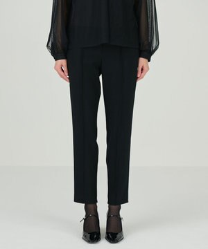  スリムテーパーパンツ