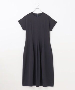  【セレモニーにも】コクーンフォルムドレス