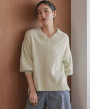  フラッフィーファーＶネック ニット